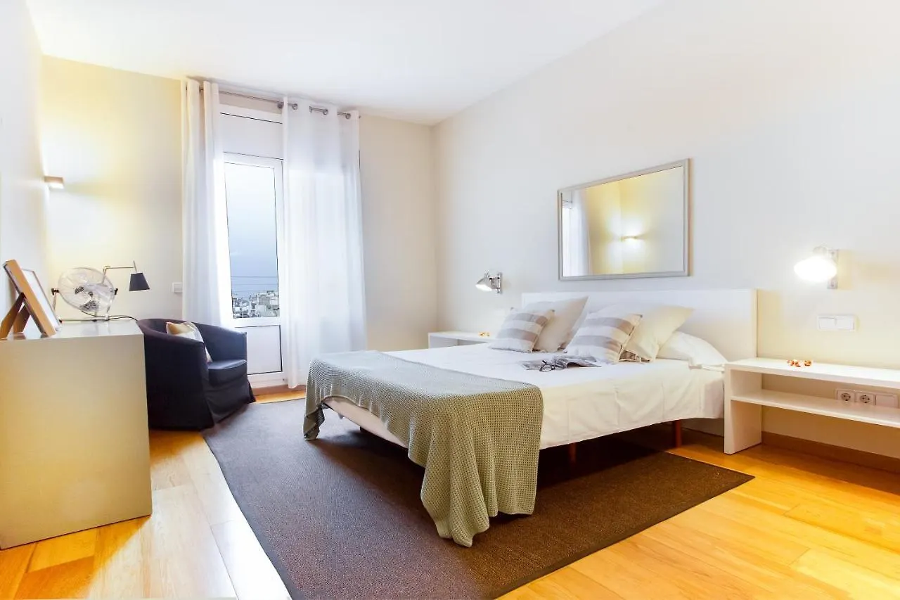 Friendly Rentals Gran Via Барселона Испания