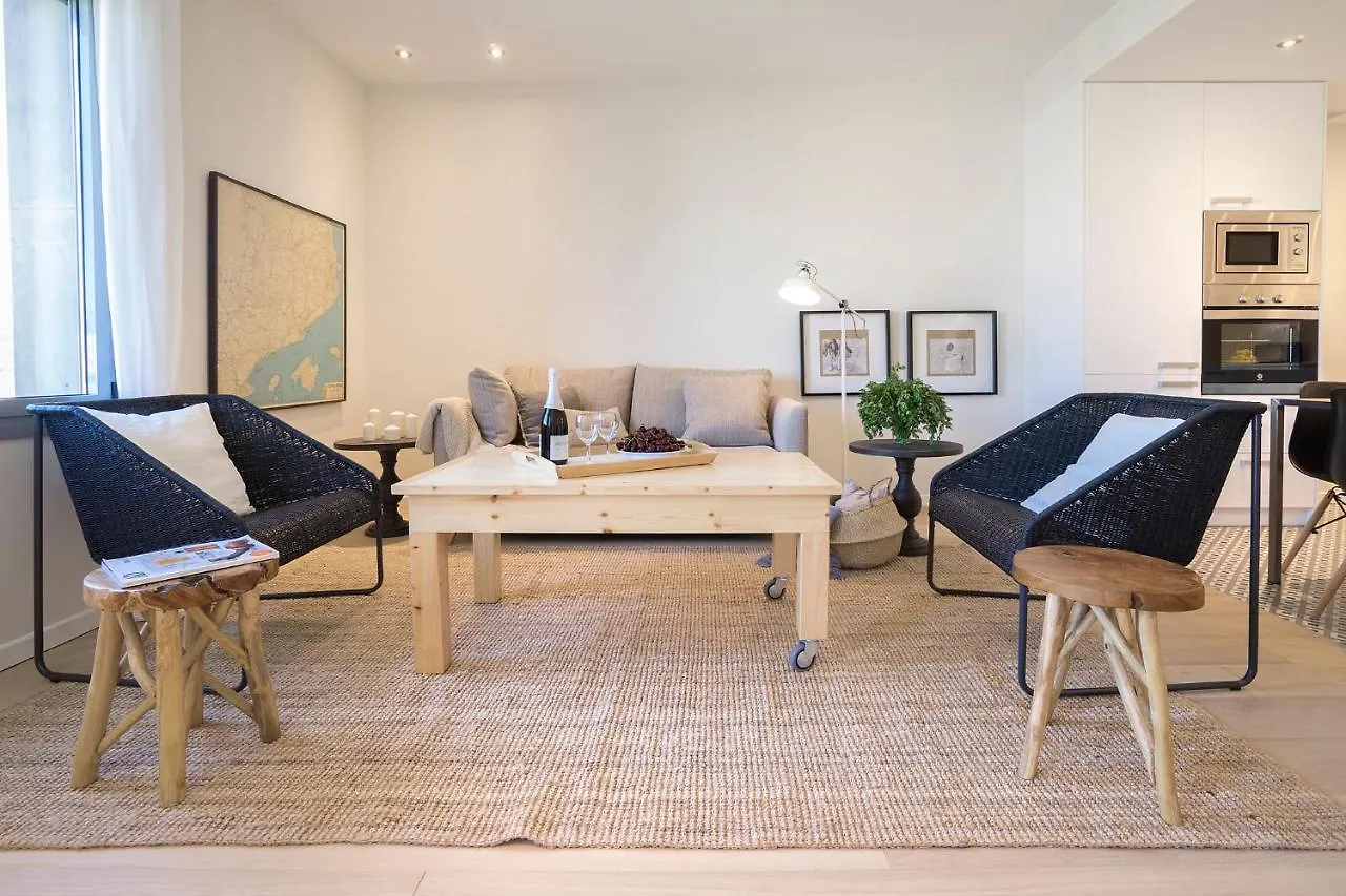 Friendly Rentals Gran Via Барселона