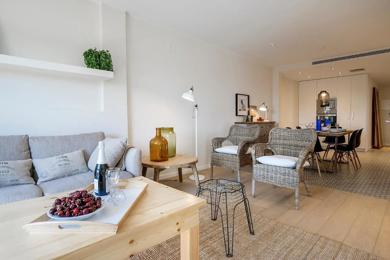 Friendly Rentals Gran Via Барселона Апартаменты